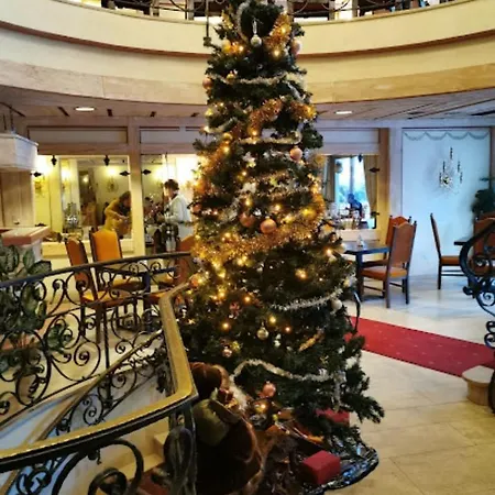 Hotel Das Kronen