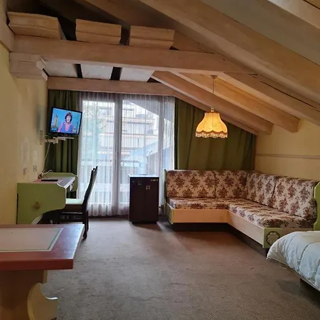 Das Kronen * Seefeld in Tirol